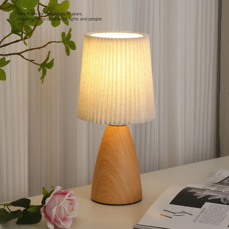 Desk Setup White - Lampa Stołowa LED Retro do Sypialni