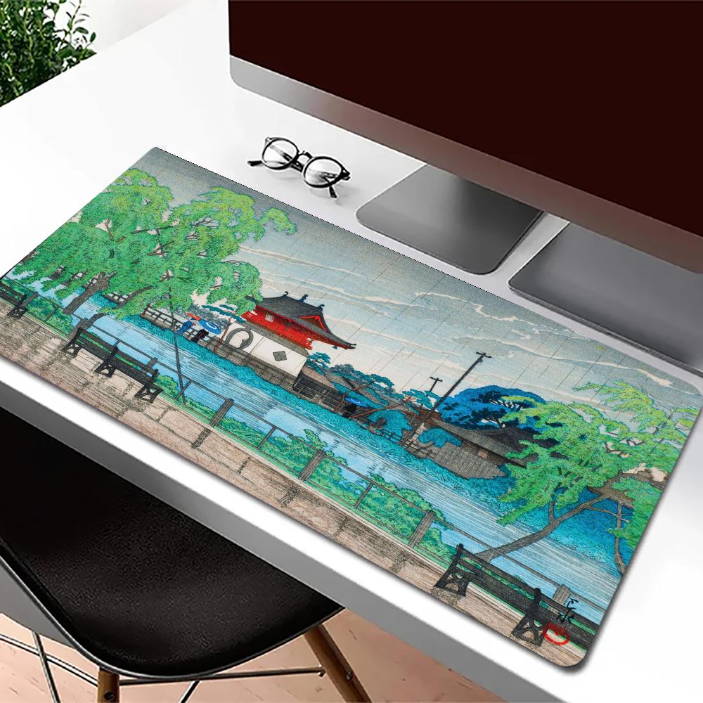Desk Setup At Office - Podkładka pod mysz Rain at Pond,