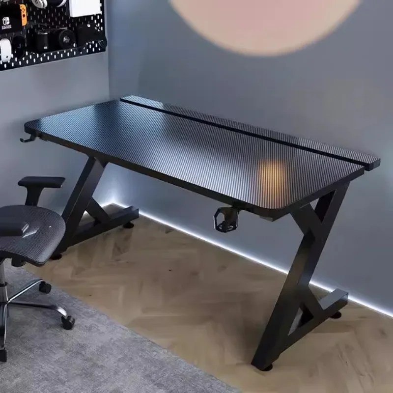 Minimalistyczne czarne biurka  – Desk Setup Art recenzja i cena
