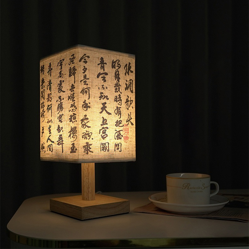 Kwadratowe dekoracje LED Lampy – Desk Setup White recenzja i cena